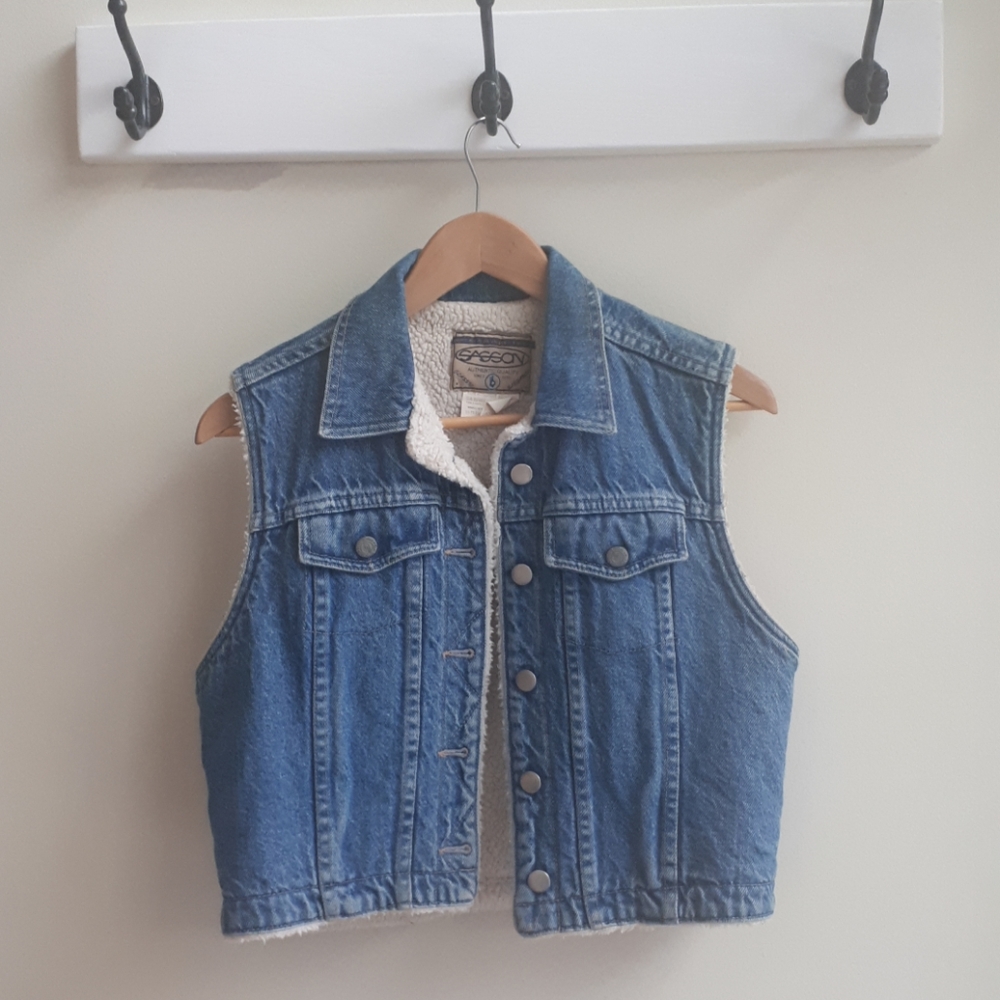 Jean jacket with fleece